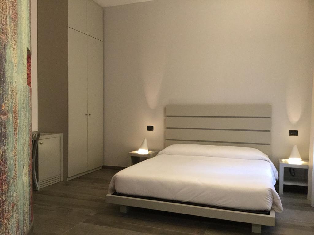 La Chambre Milano Guest House Екстериор снимка