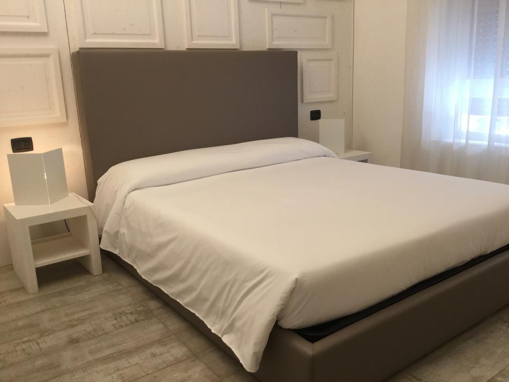 La Chambre Milano Guest House Екстериор снимка