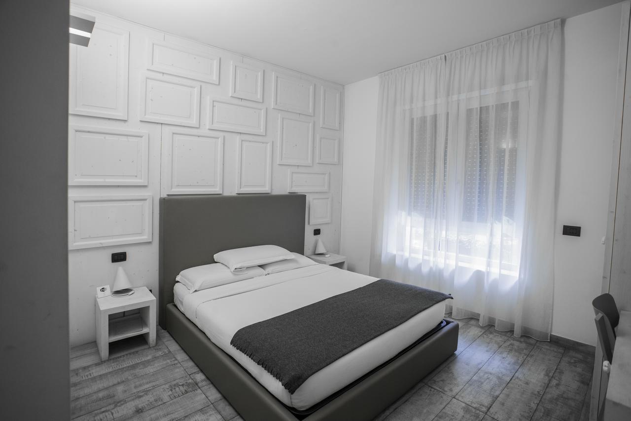 La Chambre Milano Guest House Екстериор снимка